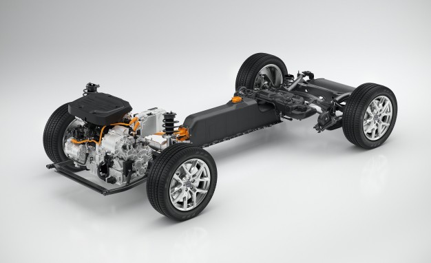 Volvo-T5-Twin-Engine-01-626×3821