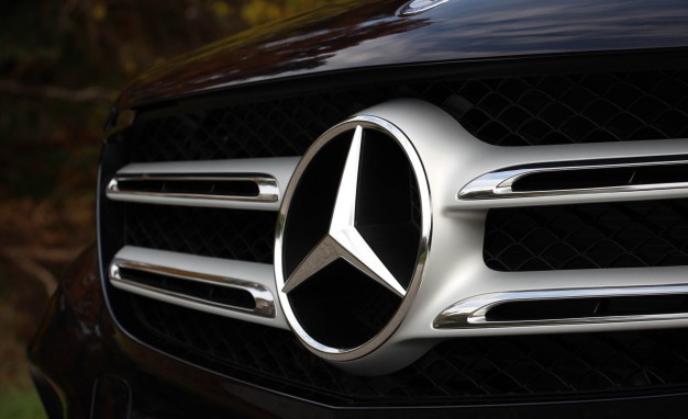 2016-Mercedes-Benz-GLC300-1-1181-626×382